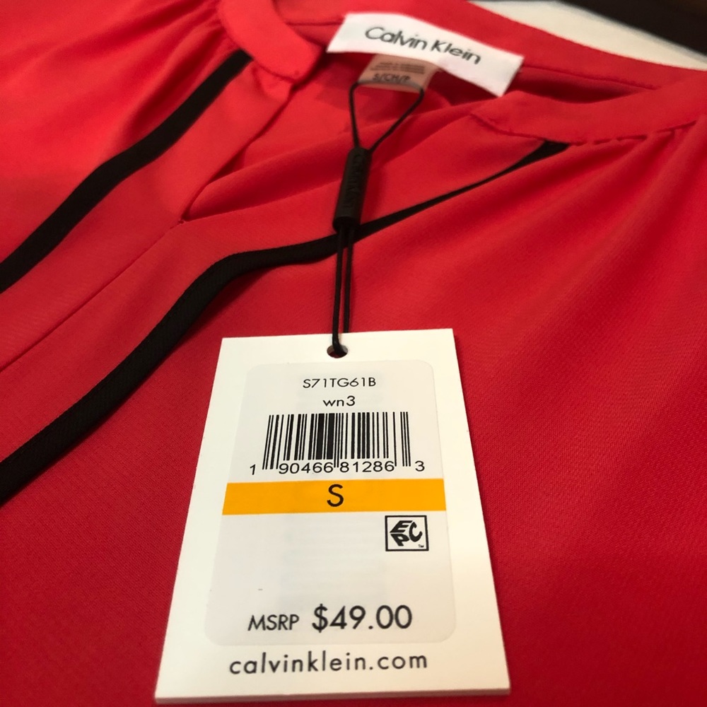 Calvin Klein | Coral Women’s Top